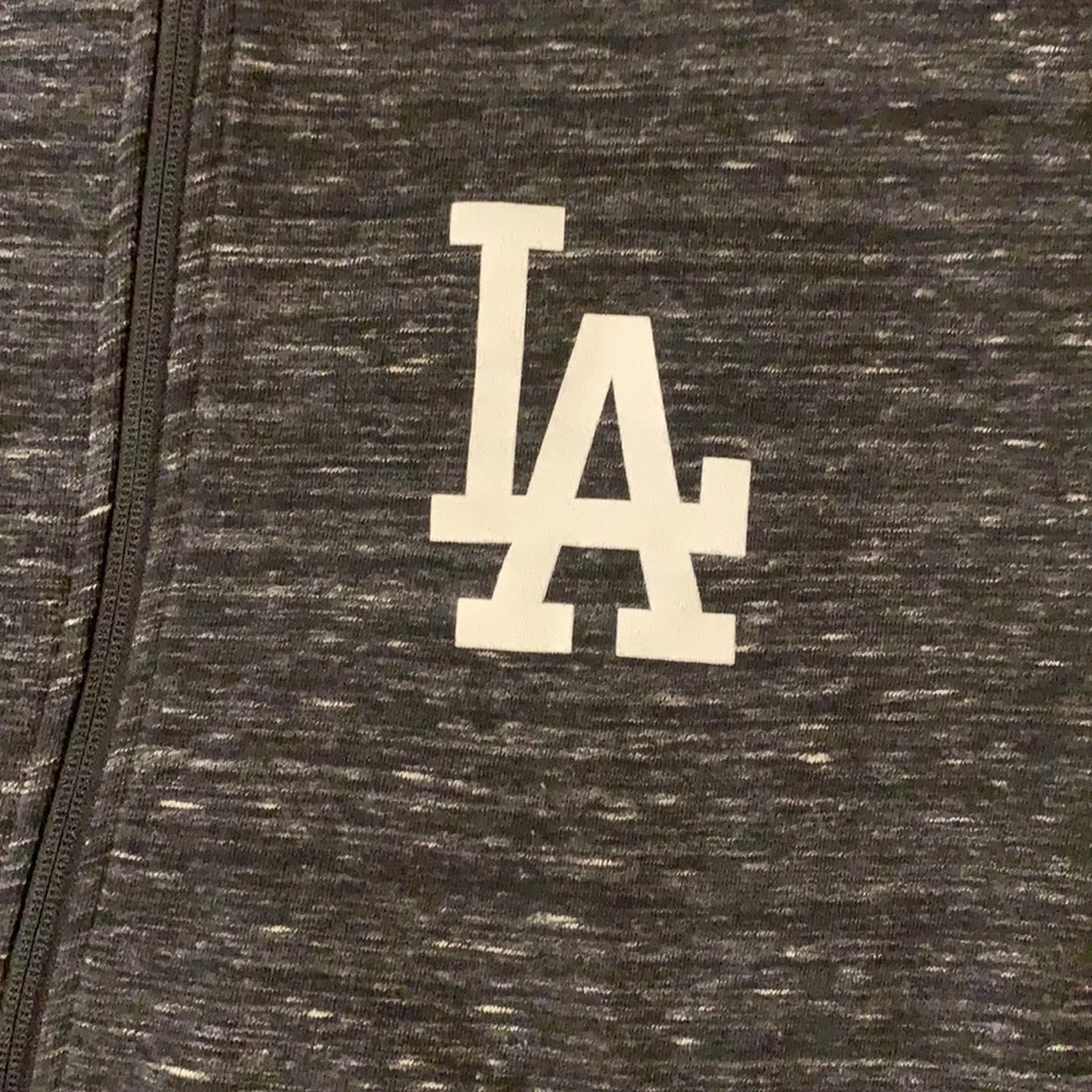 NWT Fanatics Los Angeles Dodgers Fleece Zip-up Sweatshirt - Picture 2 of 15